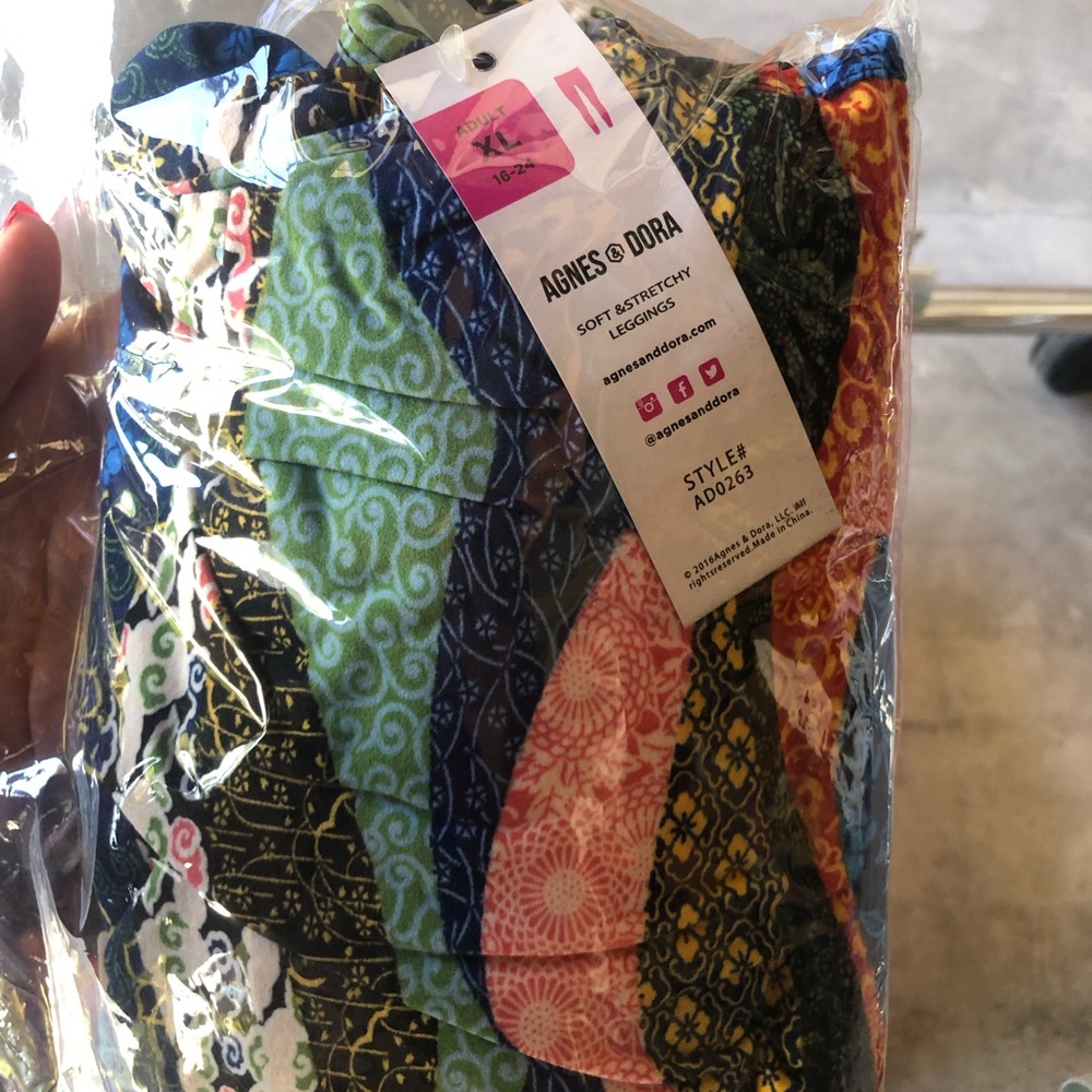 Agnes and Dora leggings